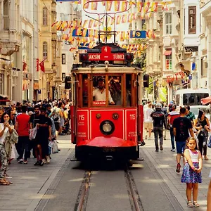 فندق Taksim Leon's